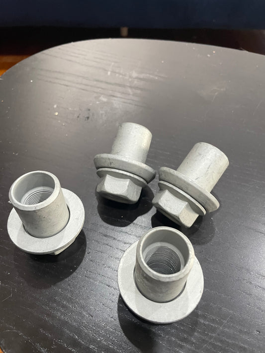 Nuts for aluminium rims