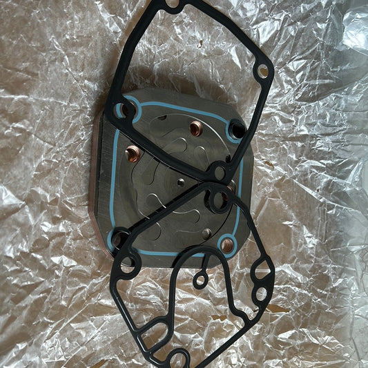 Head compressor complete valve